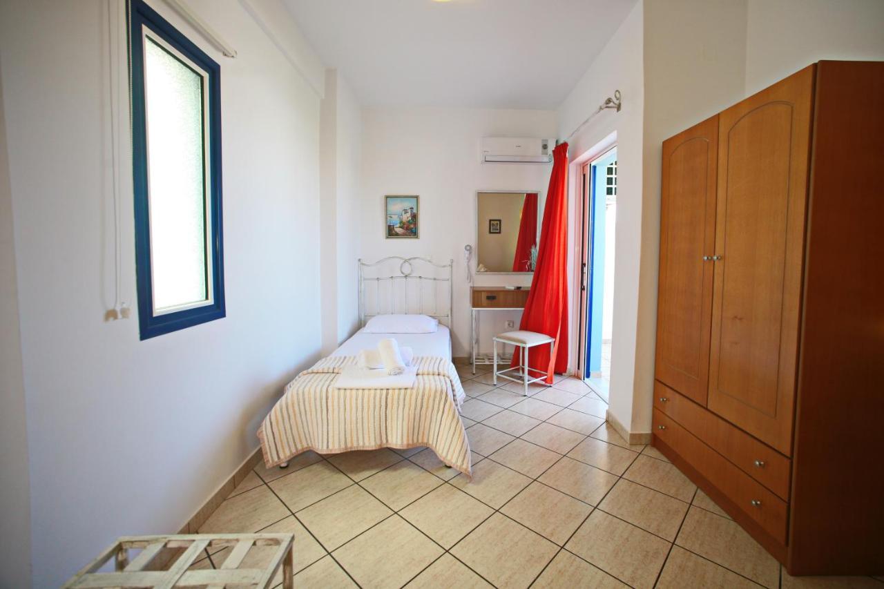 Panorama Elafonisos Hotell Eksteriør bilde